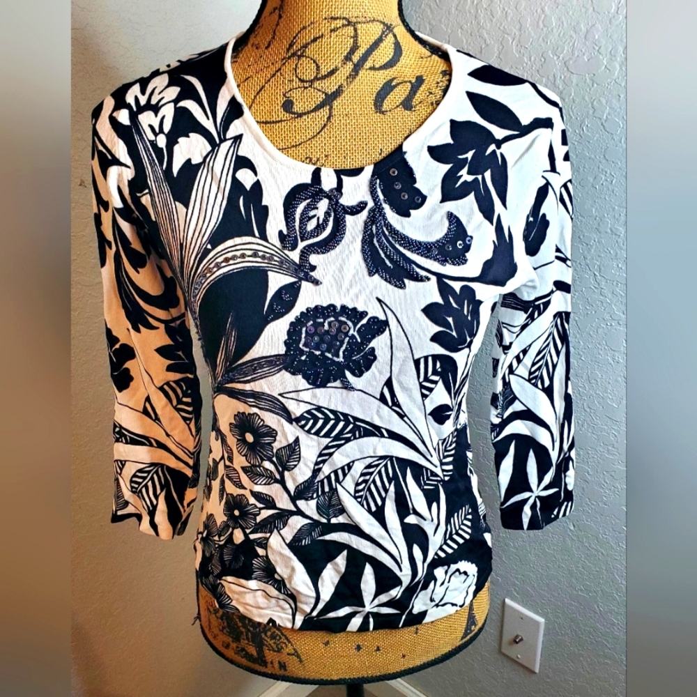 Perri Floral Black and White Women's Top
